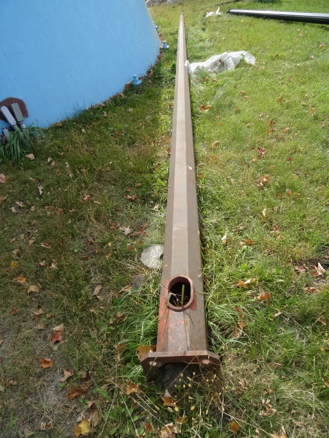 Light pole