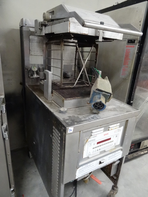 Henny Penny Pressure Fryer