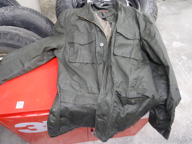 Neron Large Water Resistant Jacket
