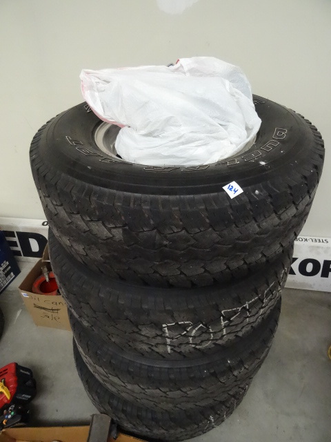 Wheels and Rims off a Ford Expedition