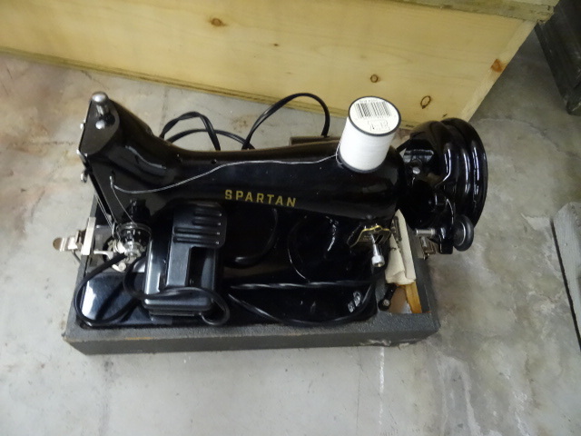 Vintage Spartan Electric Sewing
