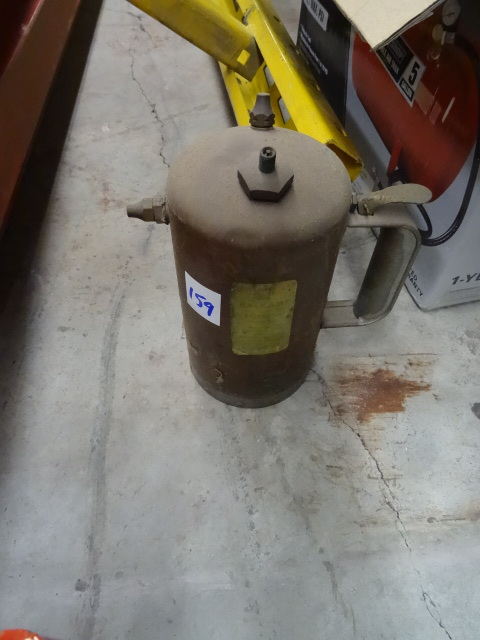 Napa Pressure Spray Can