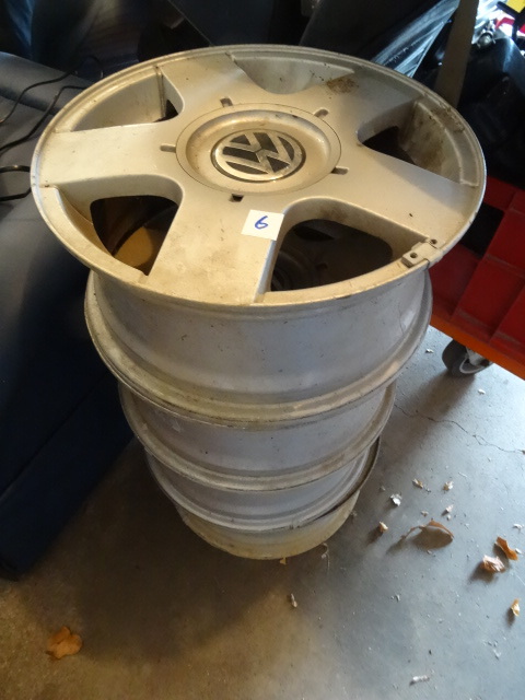 Set of 4 Aluminum Volkswagen Rims