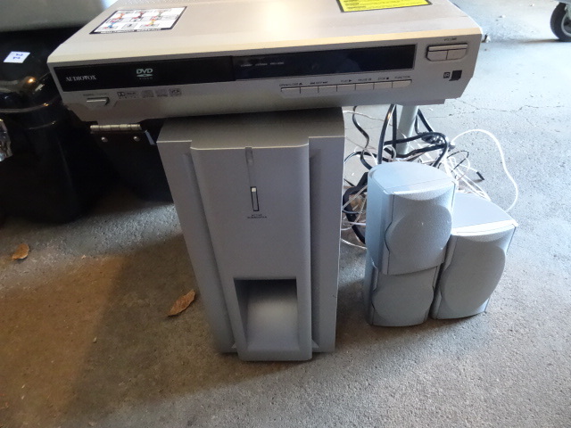 Audiovox DVD Player with Subwoofer