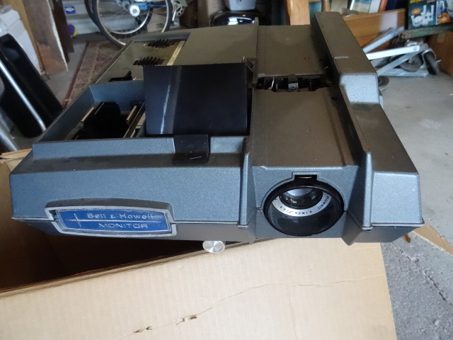 Bell and Howell Monitor Model 960