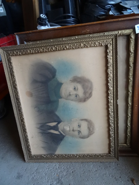 2 Vintage Pictures