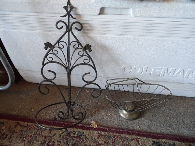 Wall Hanging Metal Pot Holders