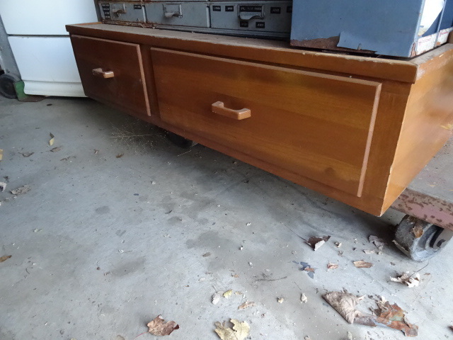 Wood Cabinet with 2 Drawers