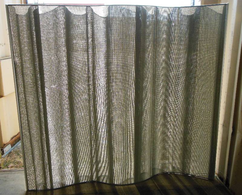 lot 5 image: Herman Miller Kiva Collection Free Standing Soft Screen Room Divider