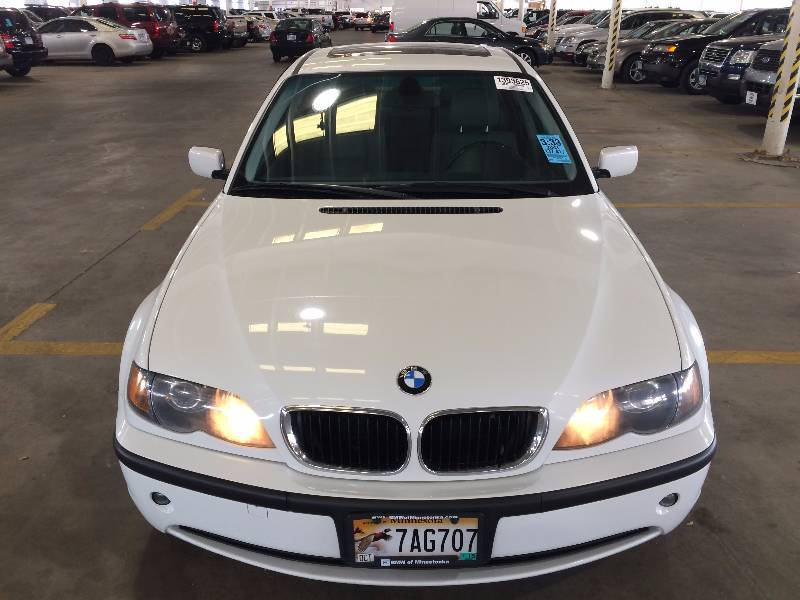 2003 BMW 325i