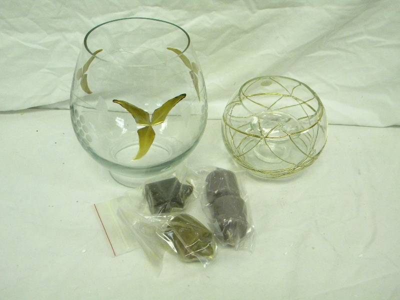 lot 212 image: Partylite Glass Votives
