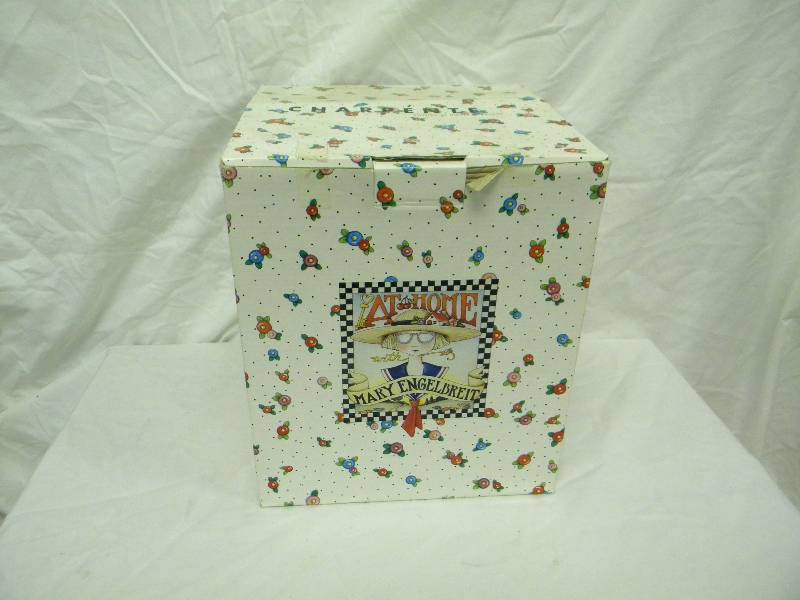 lot 240 image: Mary Engelbreit Small Canister