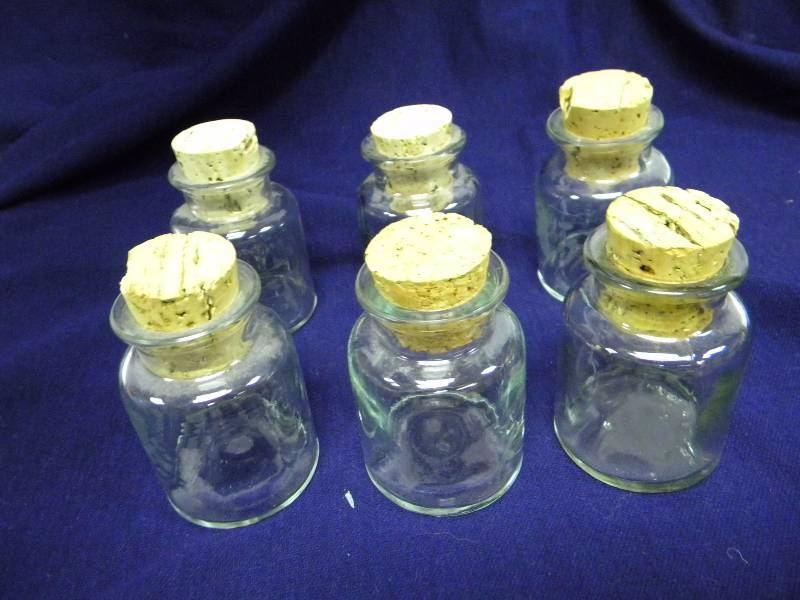 lot 260 image: Princess House Spice Jars