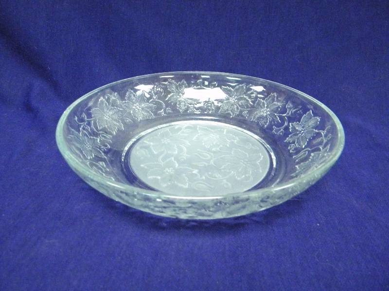 lot 275 image: Princess House Candy Dish