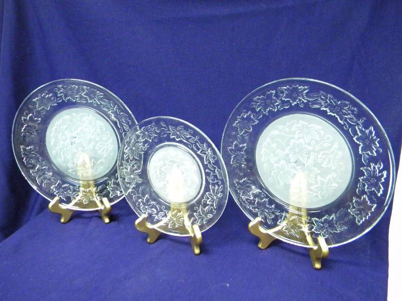 lot 277 image: Princess House Plates