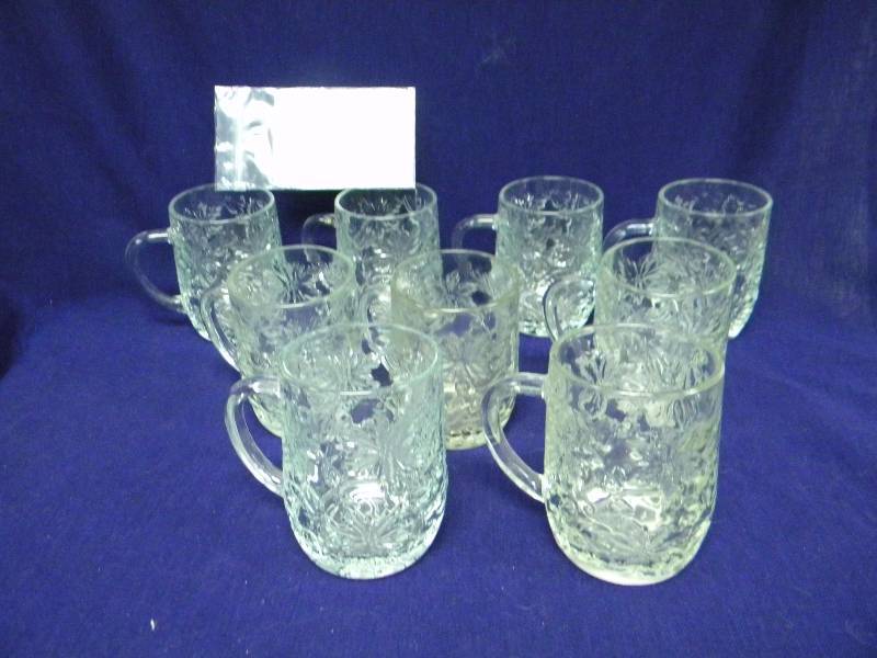 lot 279 image: Princess House Mugs