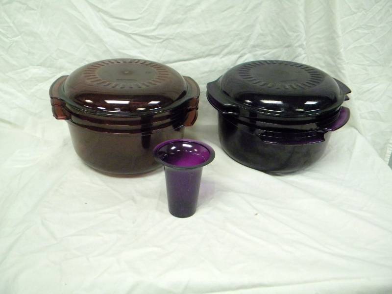 lot 303 image: Tupperware Steamer Sets