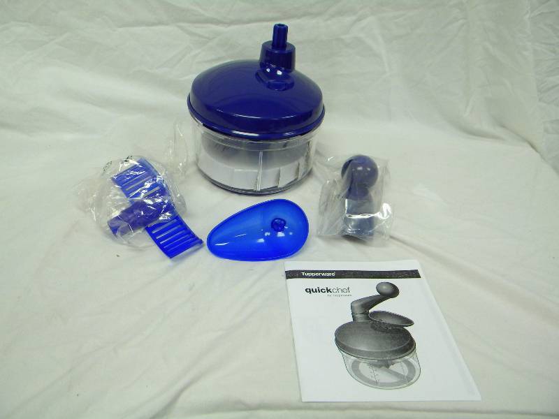 lot 305 image: Tupperware Quick Chef