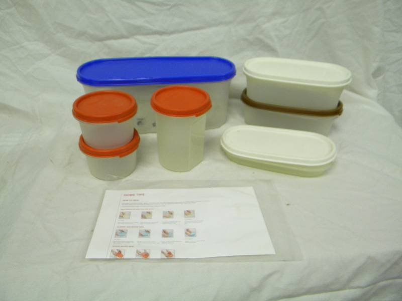 lot 320 image: Tupperware Container Lot