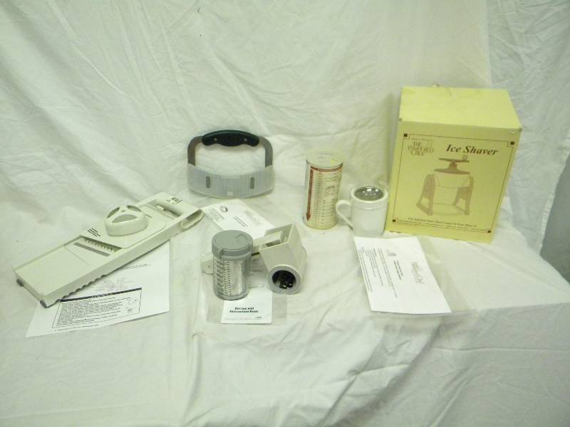 lot 366 image: Pampered Chef Lot
