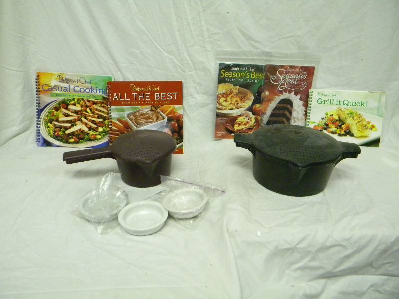 lot 384 image: Pampered Chef Lot
