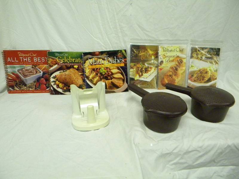 lot 385 image: Pampered Chef Lot
