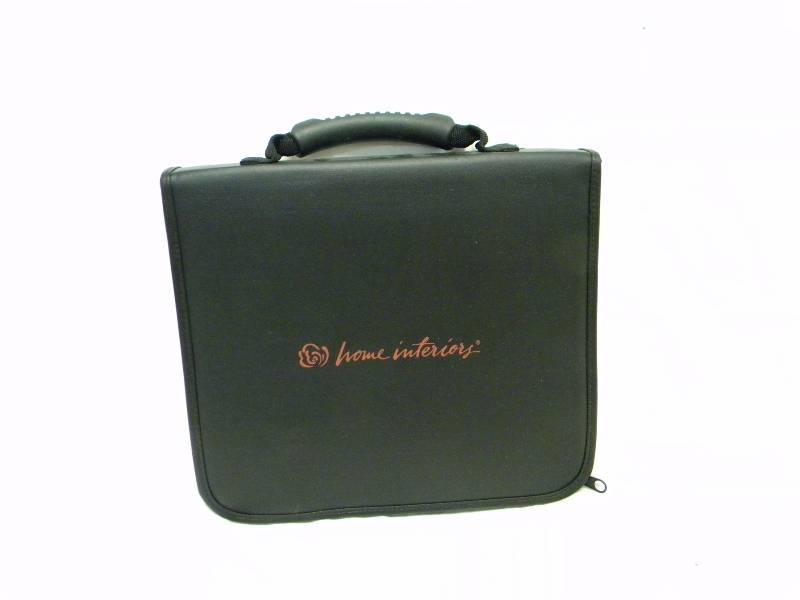 lot 393 image: Home Interiors Travel Tool Kit