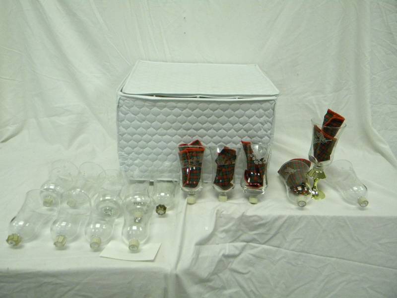 lot 398 image: Home Interiors Votive Candelabra Lot