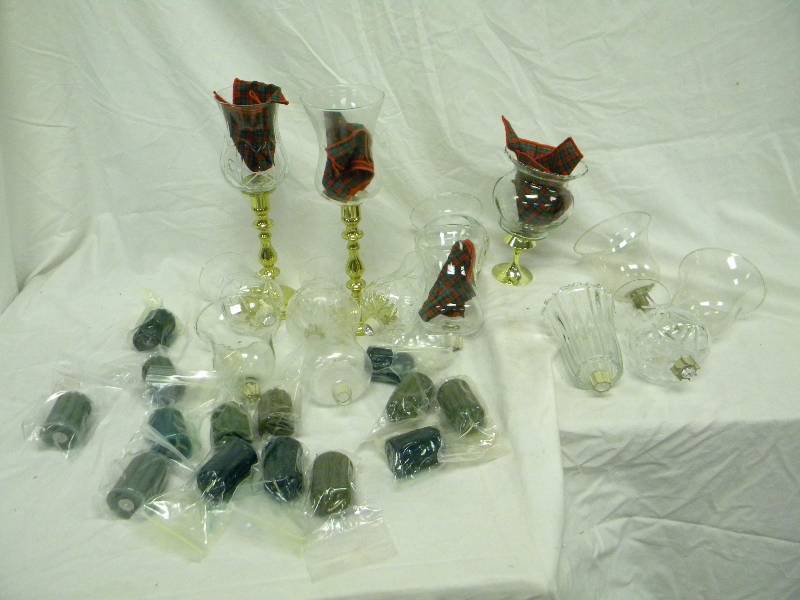 lot 405 image: Home Interiors Votive Candelabra Lot