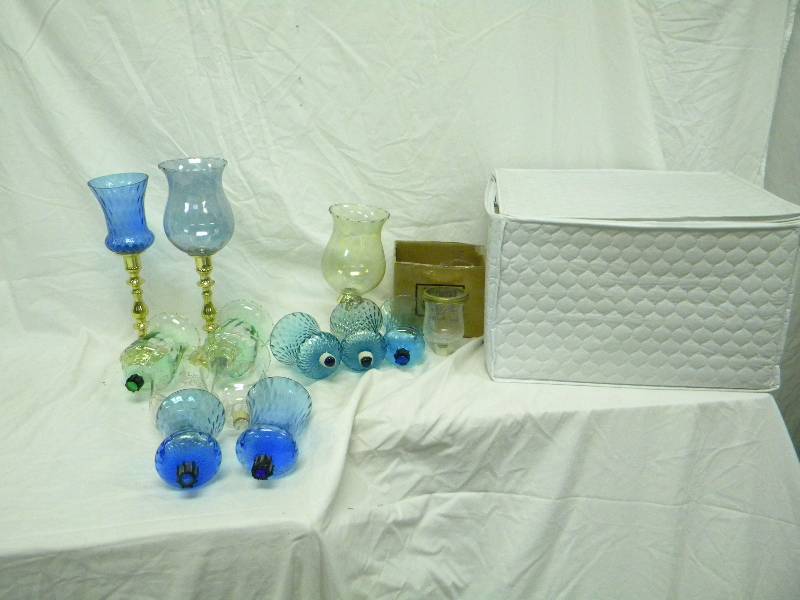 lot 406 image: Home Interiors Votive Candelabra Lot