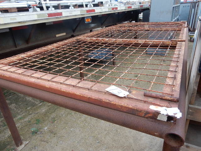 Metal Rack..