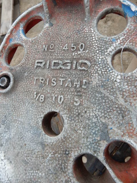 Ridgid tristand, 18 to 6.