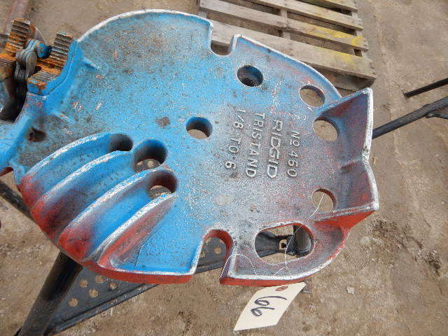 Ridgid tristand, 18 to 6.