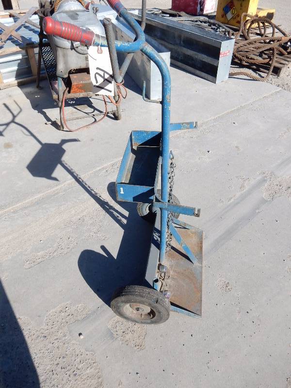 2 Tank cart with spoked wheels