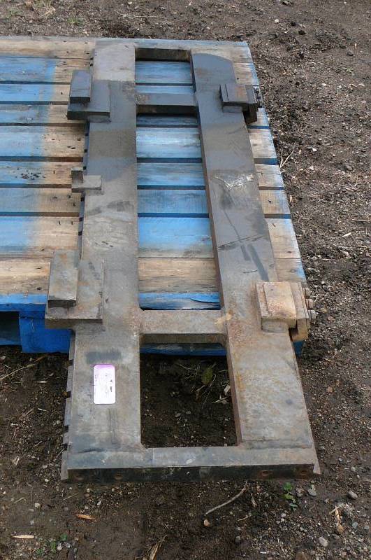 Fork Mounting Plate