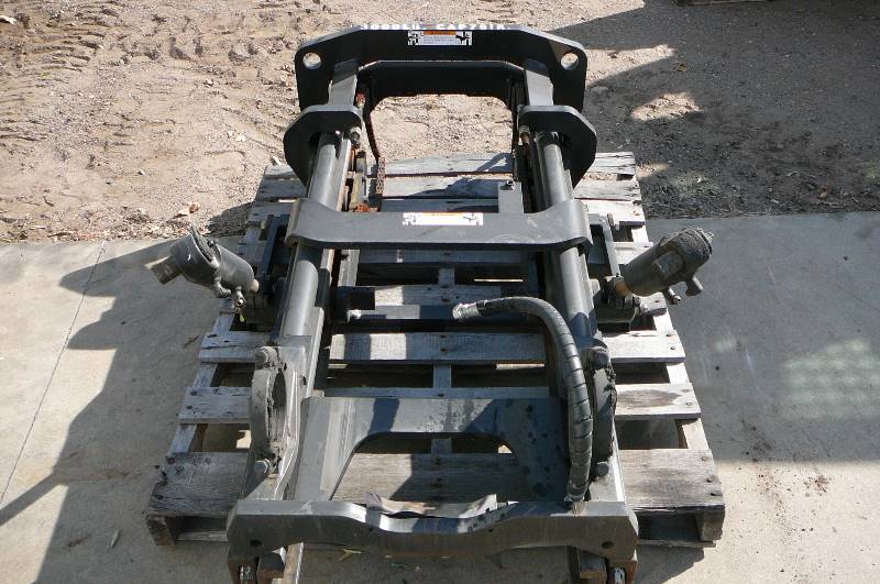Mitsubishi Mast F6-15 3000lb Cap 79in