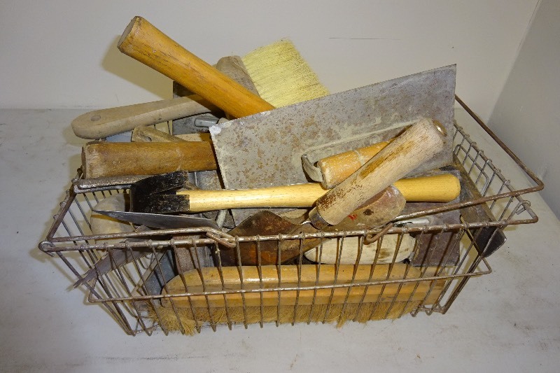 Variety misc concrete tools