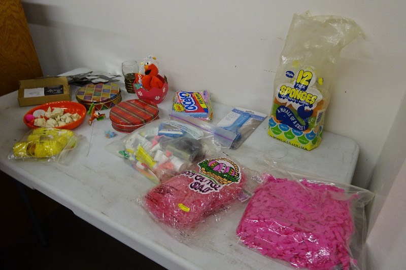 Party favor lot