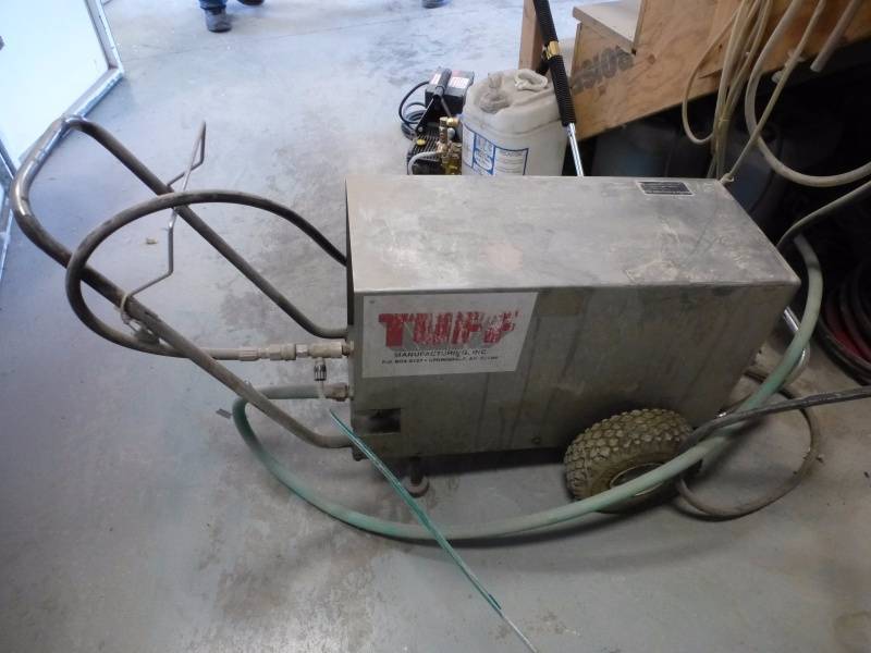 lot 10 image: Tuff Pressure washer
