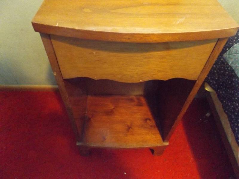 Bedside Stand with Drawer