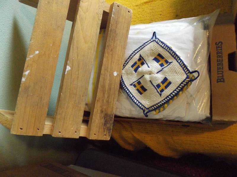 Twin Sheets, Curlers, Wood Step