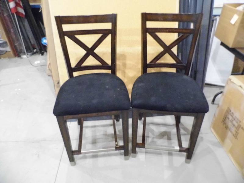2 Chairs