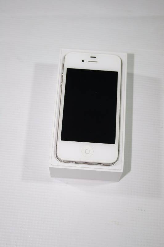 White iPhone 4