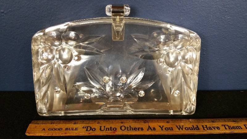 lot 42 image: Vintage Clear Lucite Raised Cherry Rhinstone Ladies Clutch