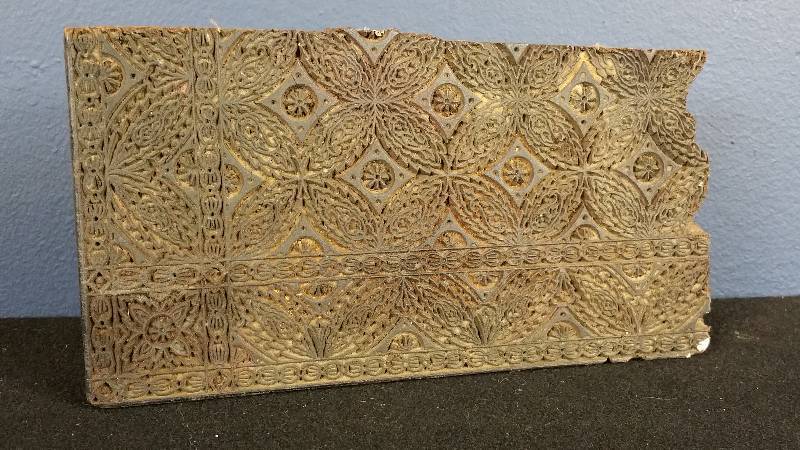 lot 85 image: Vintage Woodblock Stamp for Printing - Asian  India