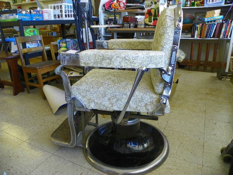 KOKEN Vintage Barber Chair