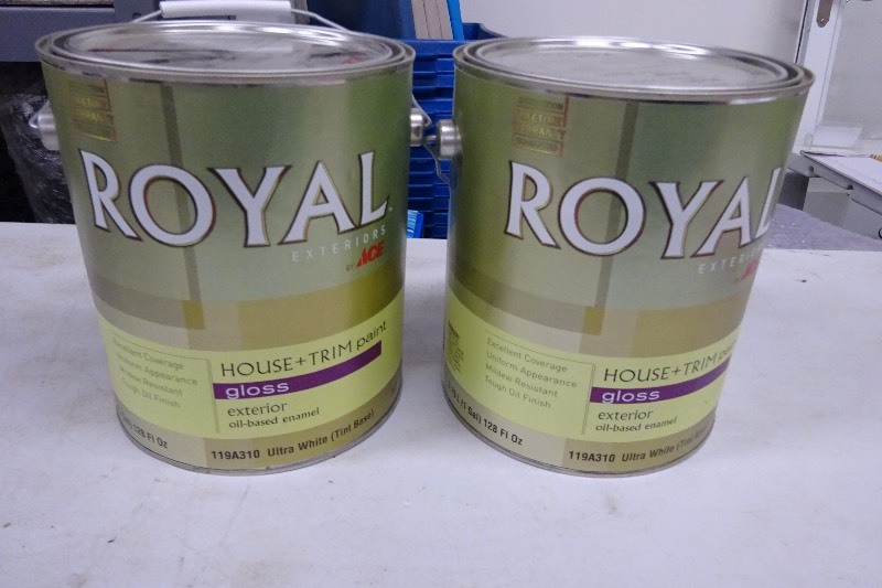 lot 17 image: Royal exterior