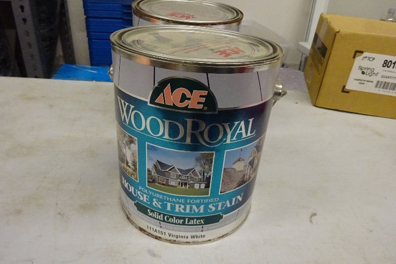 lot 28 image: Ace Wood Royal