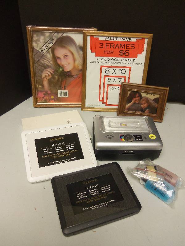 Photograph Lot