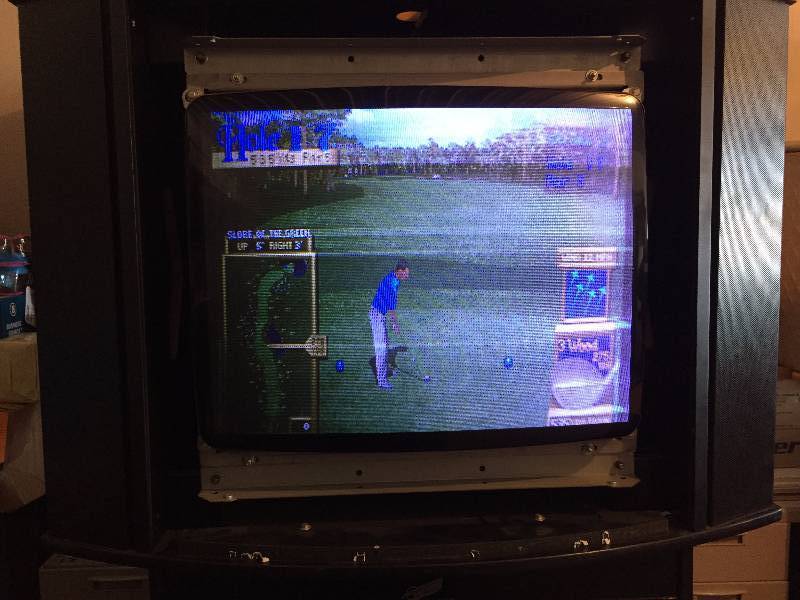 lot 1 image: GOLDEN TEE ARCADE GAME